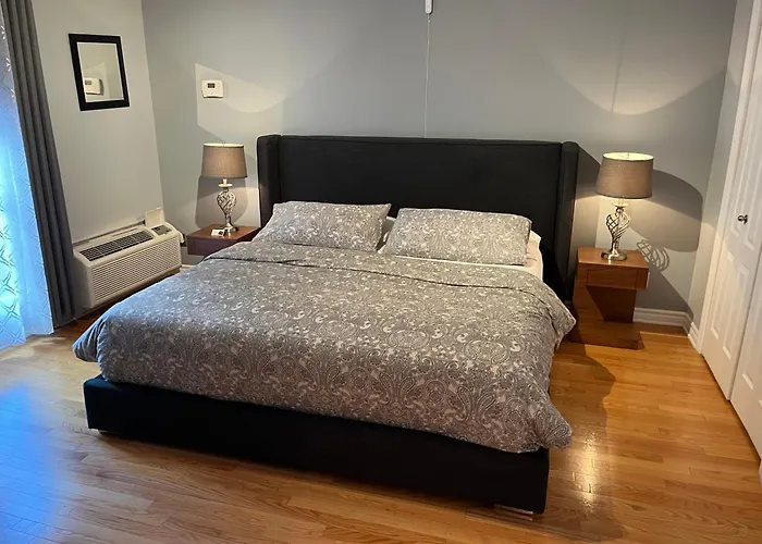 Aparthotelmontreal By Les Terrasses Saint Urbain 2225I2