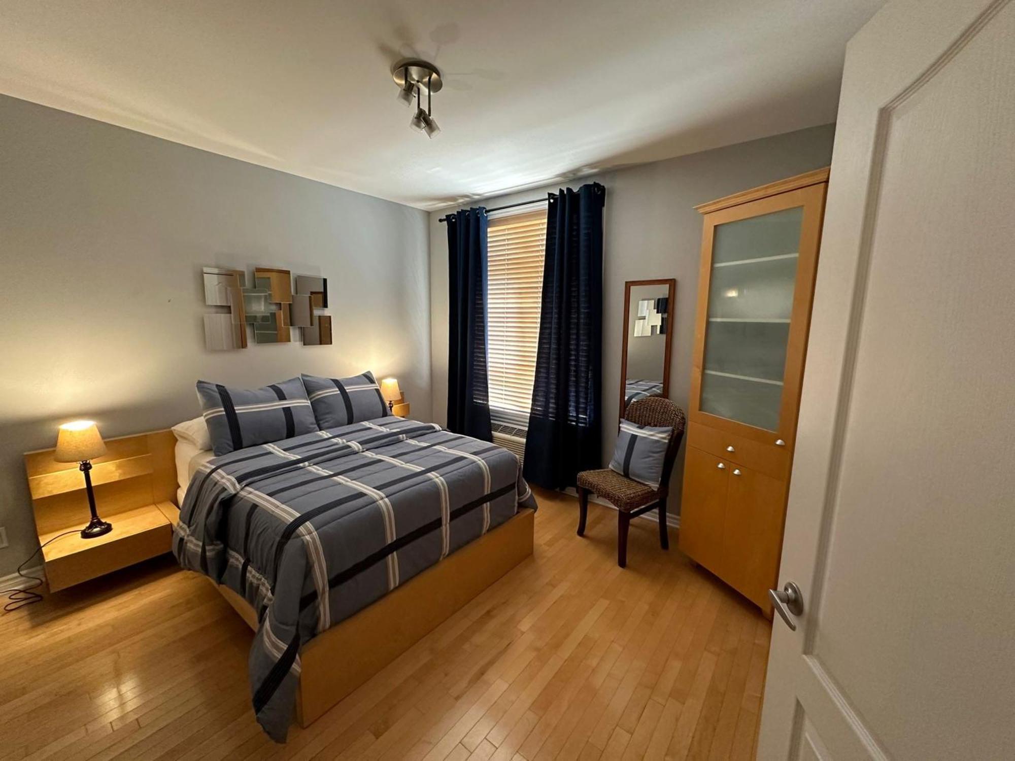 Aparthotelmontreal By Les Terrasses Saint Urbain 2225i2 Apartment Montreal